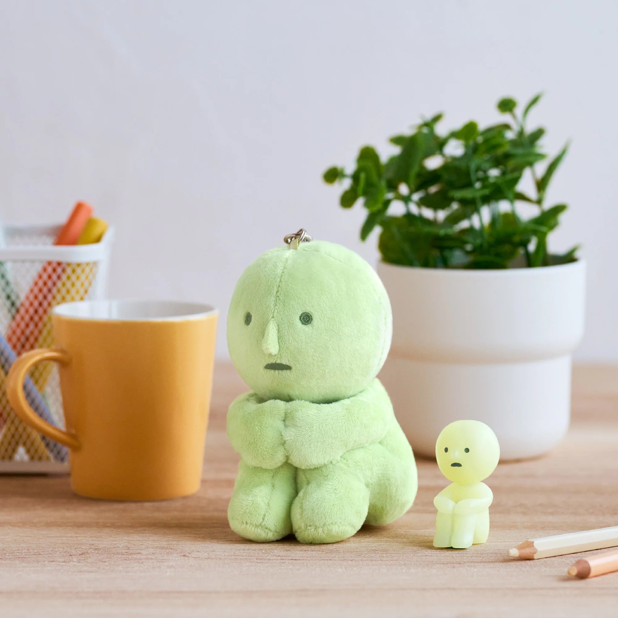 Smiski Plush Keychain (1pcs) - Image 4